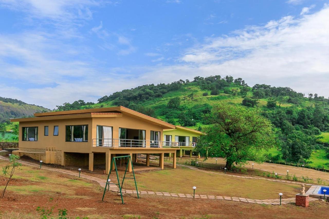Stayvista'S Shivom Villa 2 - A Serene Escape With Views Of The Valley And Lake โลนาวาลา ภายนอก รูปภาพ