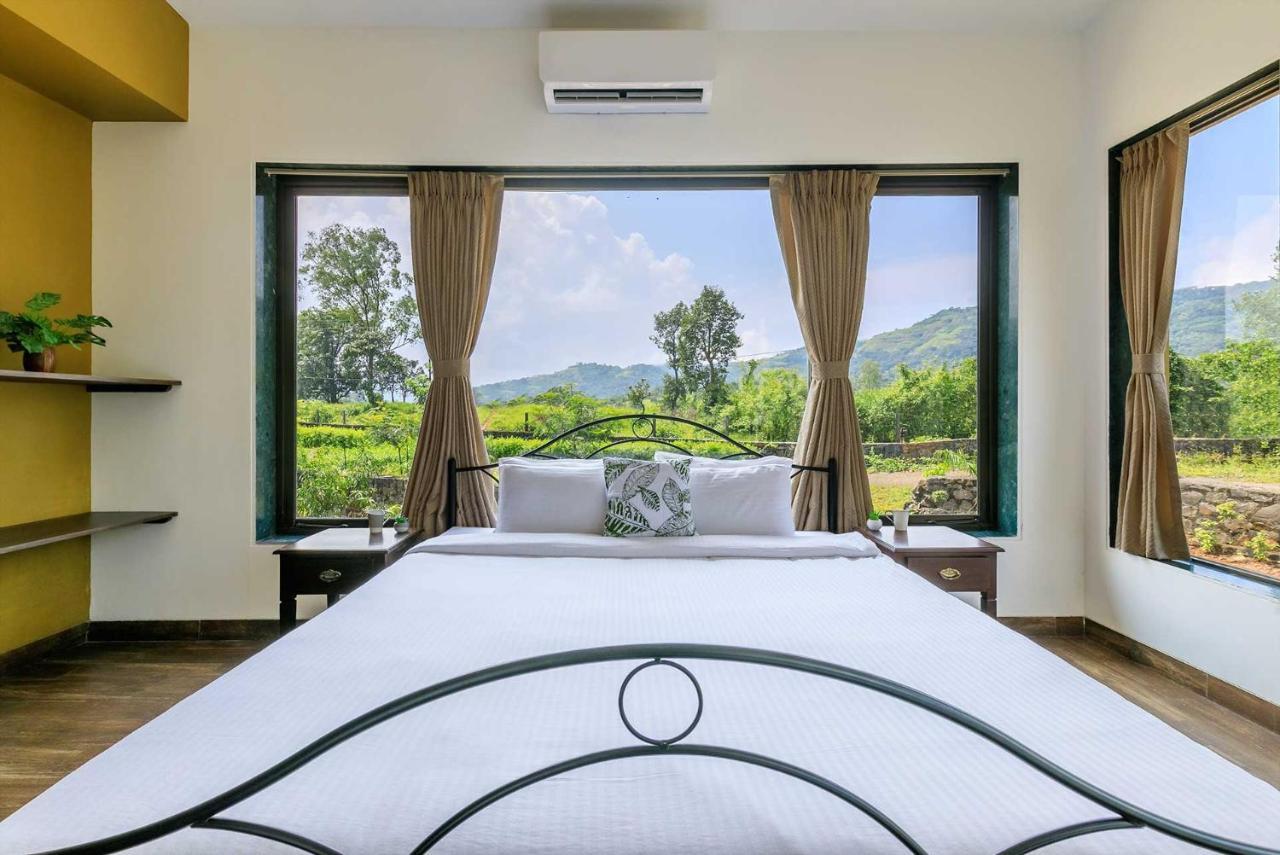 Stayvista'S Shivom Villa 2 - A Serene Escape With Views Of The Valley And Lake โลนาวาลา ภายนอก รูปภาพ