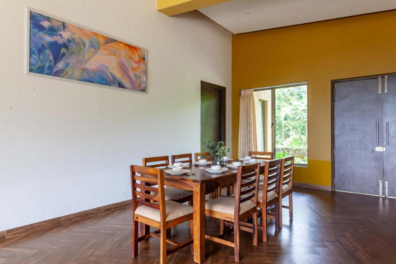 Stayvista'S Shivom Villa 2 - A Serene Escape With Views Of The Valley And Lake โลนาวาลา ภายนอก รูปภาพ