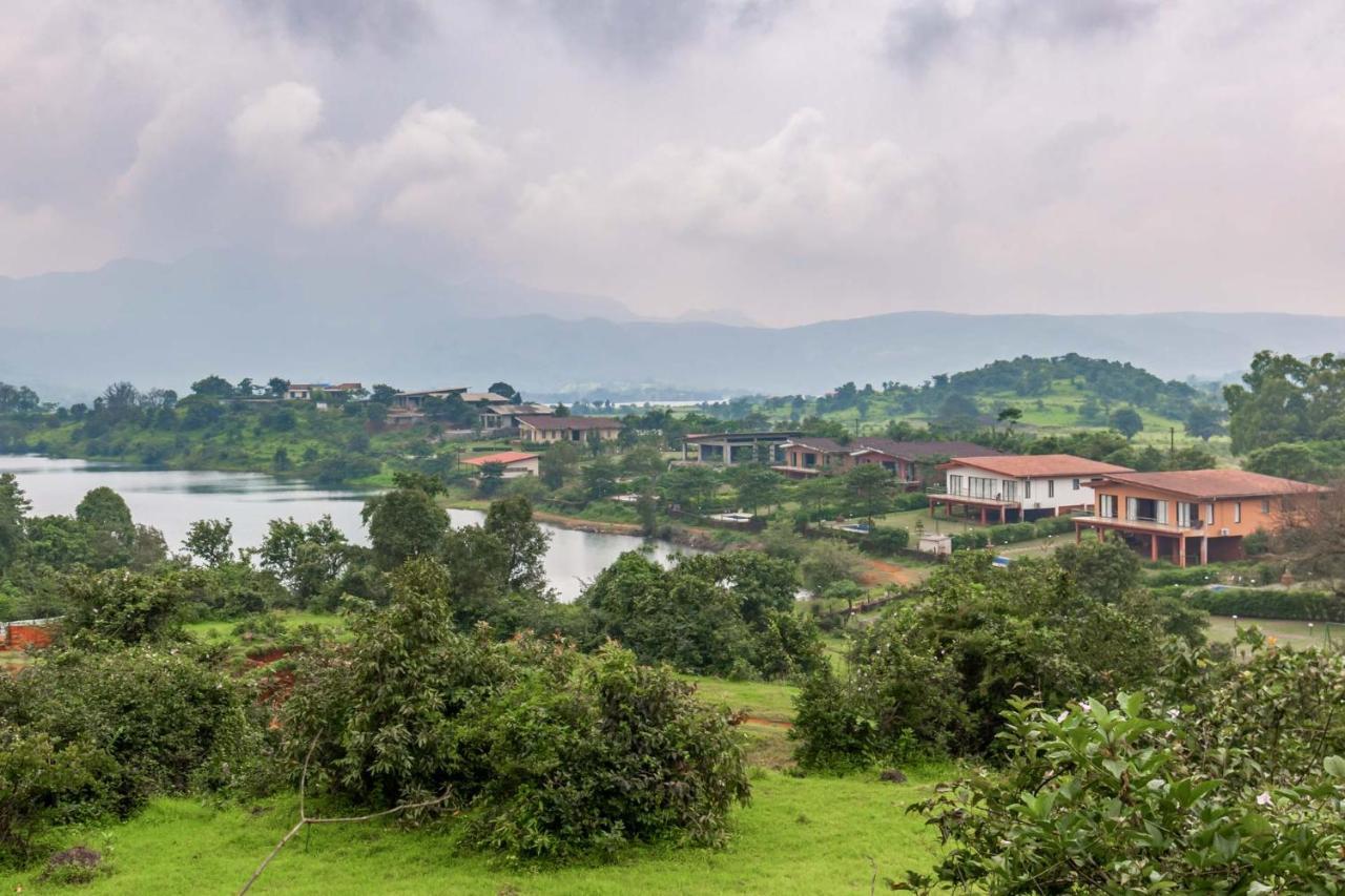 Stayvista'S Shivom Villa 2 - A Serene Escape With Views Of The Valley And Lake โลนาวาลา ภายนอก รูปภาพ