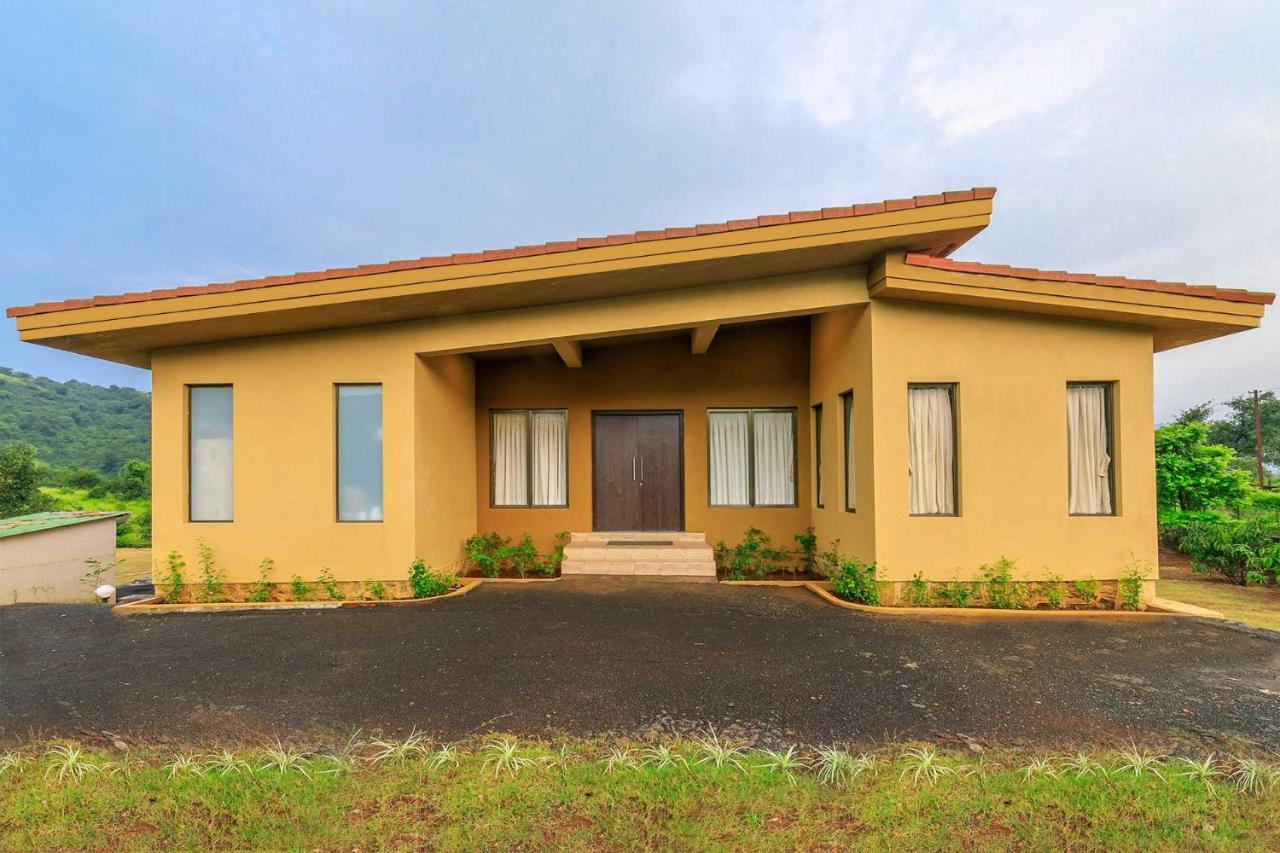 Stayvista'S Shivom Villa 2 - A Serene Escape With Views Of The Valley And Lake โลนาวาลา ภายนอก รูปภาพ